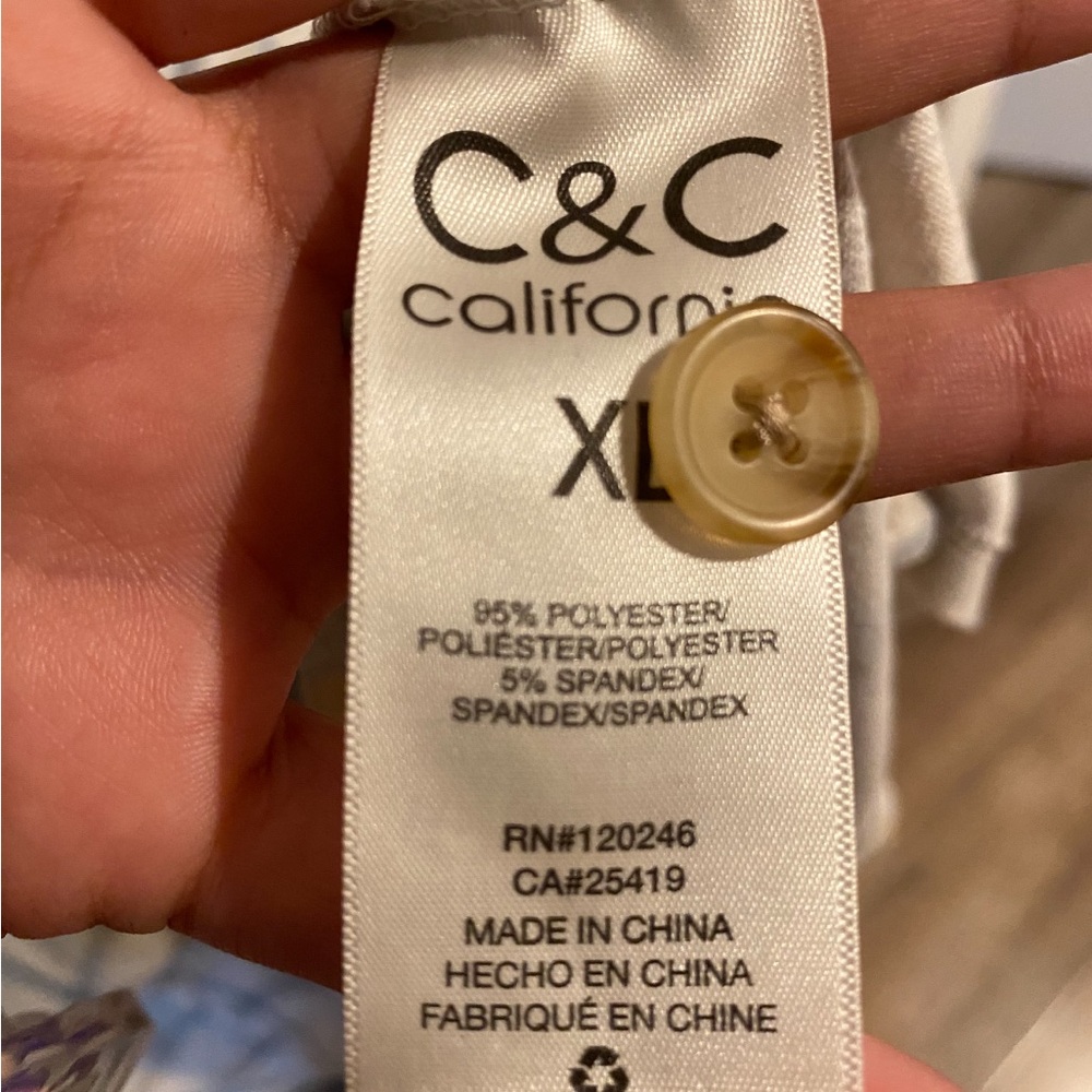 C&C California Beige Flannel Button Detail Size‎ XL - Picture 4 of 5
